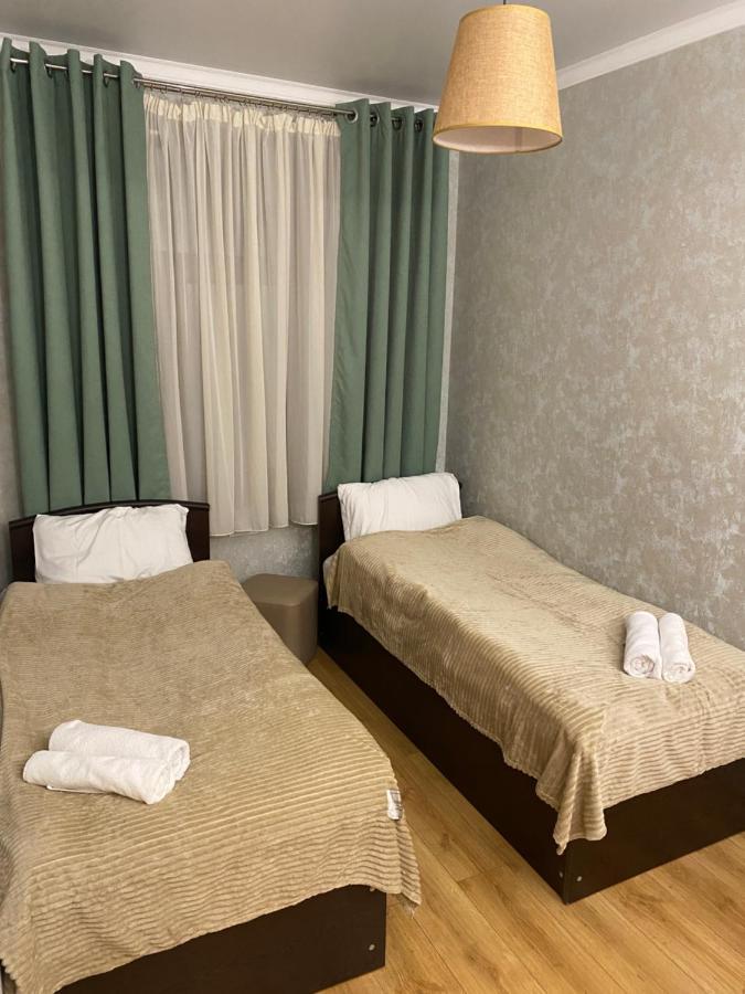 Niniko Shampriani Guest House Mestia Zewnętrze zdjęcie